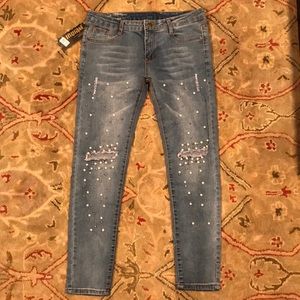 Pearl embellished Ripped knee skinny jeans